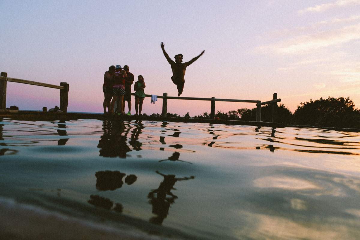 make friends in summer