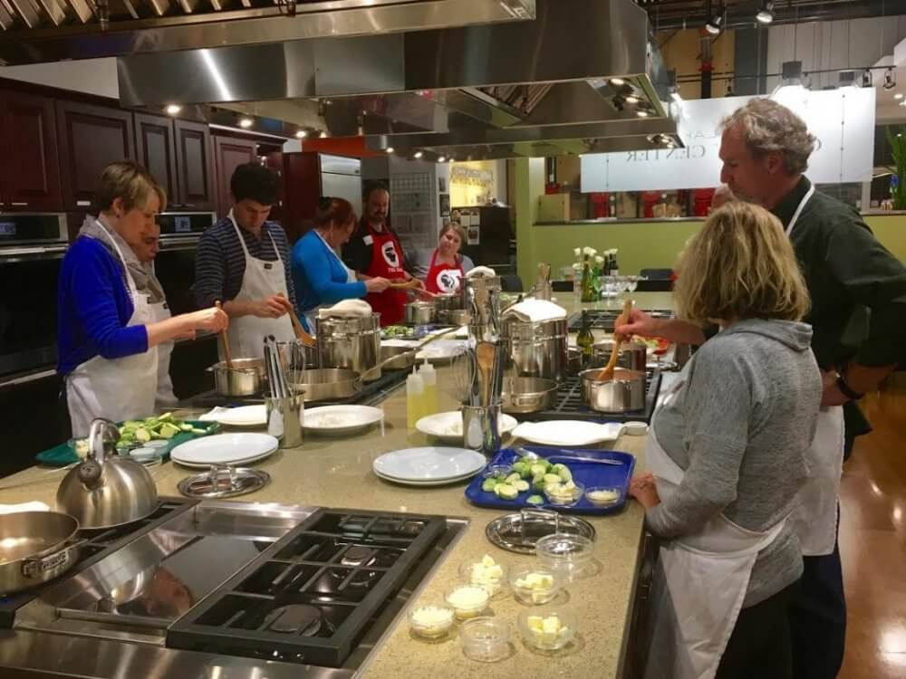 Attend Cooking Classes In Salt Lake City And Make New Friends