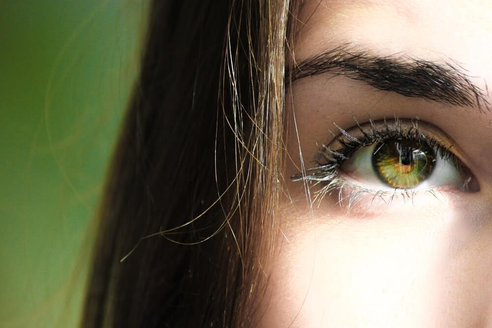 Keep Eye Contact
