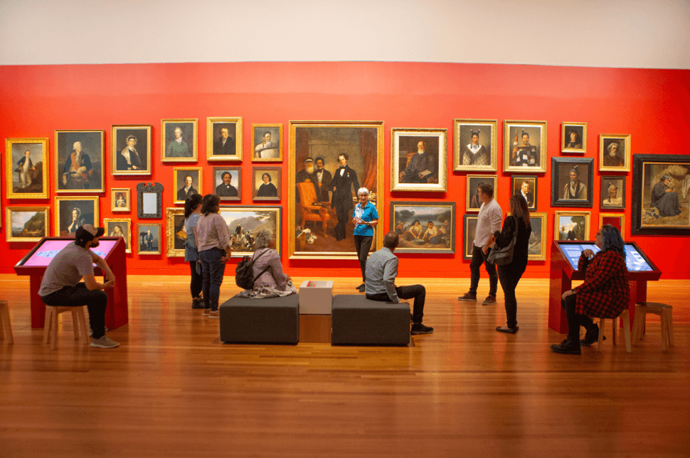 Meet People And Explore The Museum Of New Zealand
